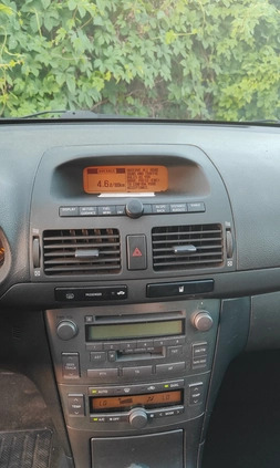 Toyota Avensis cena 5500 przebieg: 312500, rok produkcji 2003 z Radom małe 56